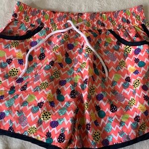 🦋2x20 NWOT Women’s Confort Fit Elastic Waist With Drawstring Varsity Short